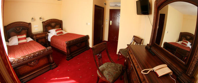 Daisy Superior Hotel Krakow Exterior photo